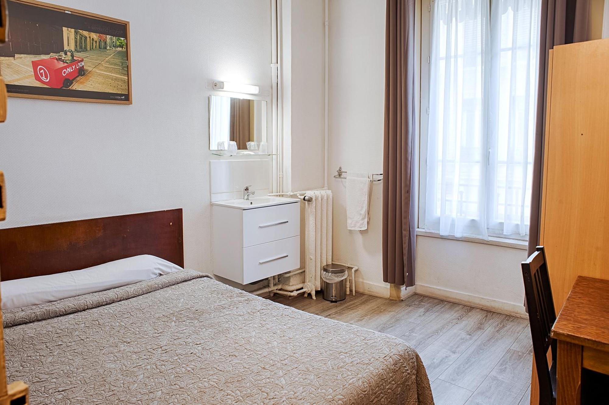 ליון Hotel Des Facultes חדר תמונה