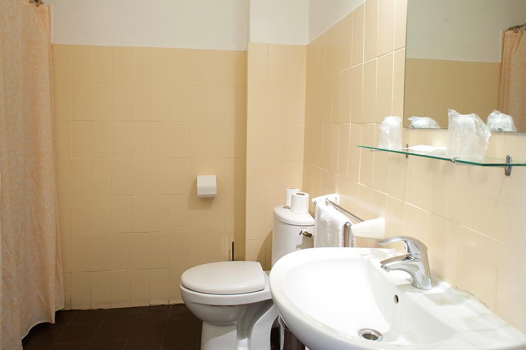 ליון Hotel Des Facultes מראה חיצוני תמונה