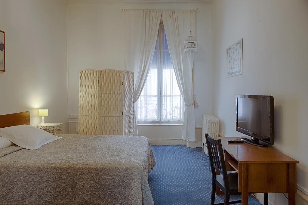 ליון Hotel Des Facultes מראה חיצוני תמונה