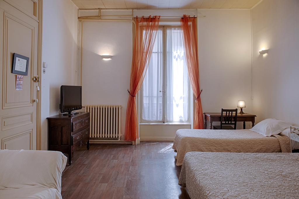 ליון Hotel Des Facultes מראה חיצוני תמונה