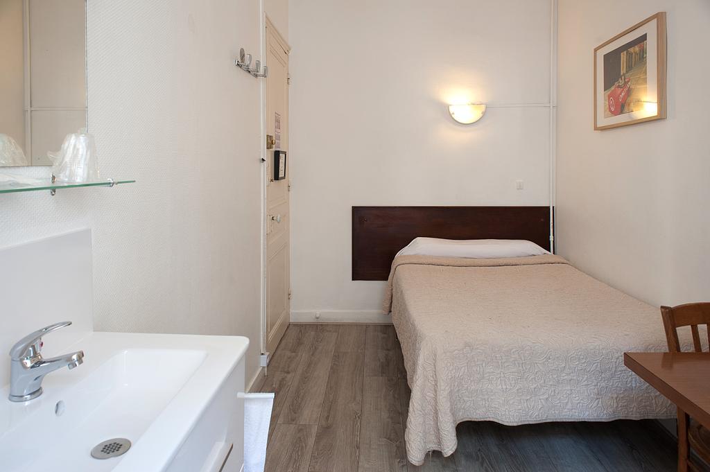 ליון Hotel Des Facultes חדר תמונה
